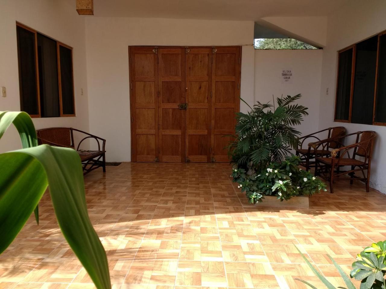 Hospedaje Costa Norte Mancora Exterior photo